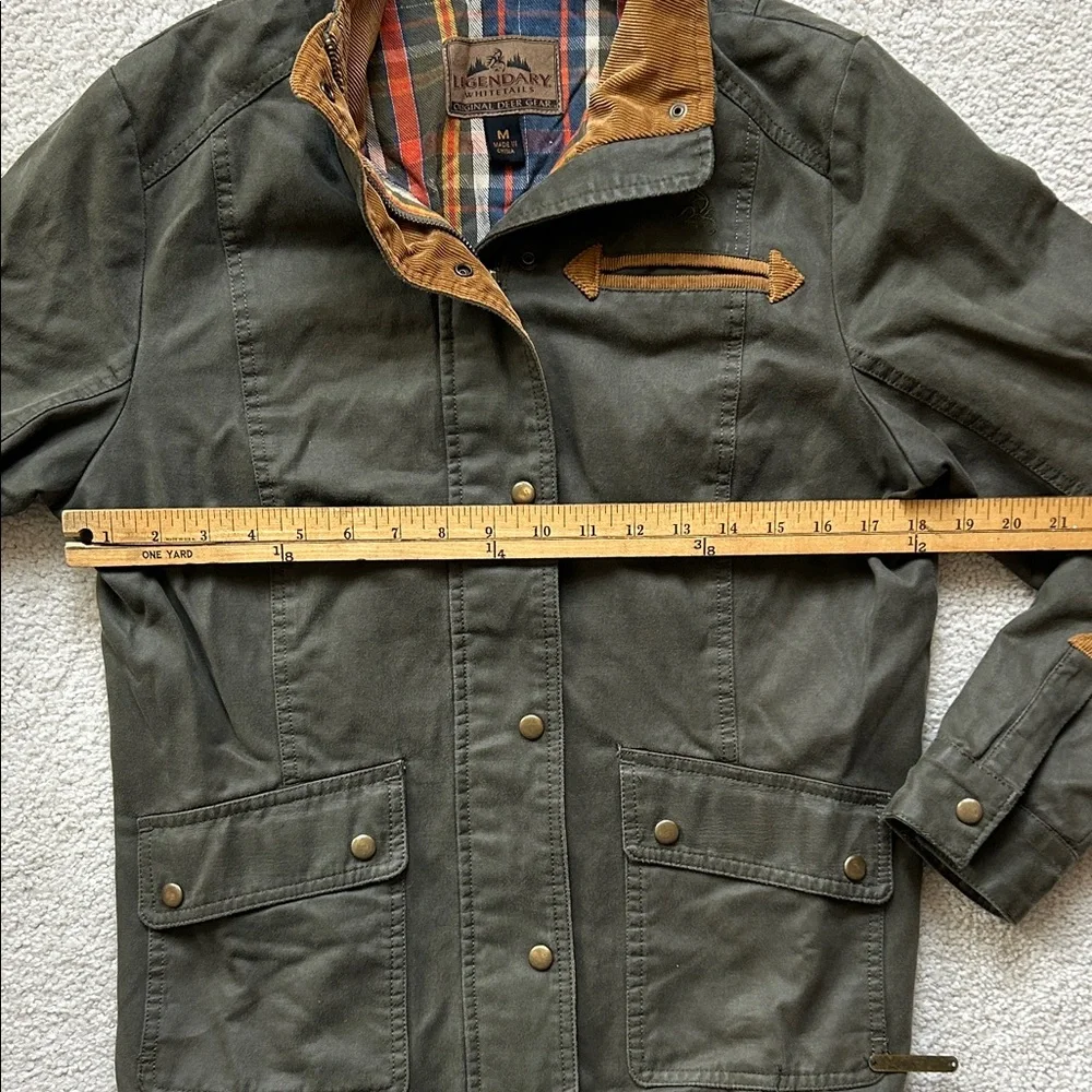 Vintage Women’s Legendary Whitetails Utility Jacket in Olive and Tan - Picture 11 of 13